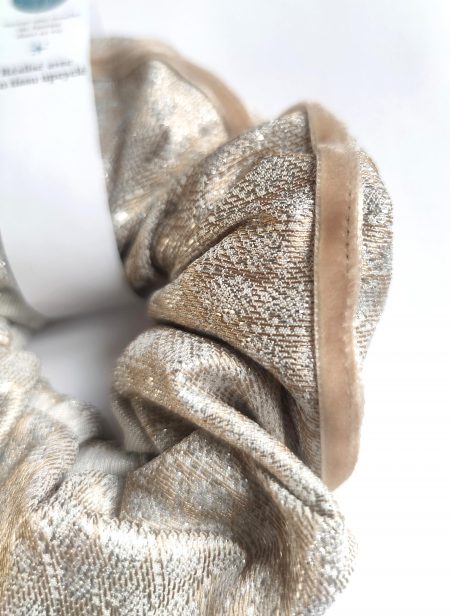 détails chouchou brocart crème et or&argent.