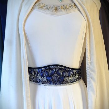 Ceinture conte de fée en brocard bleu et argent